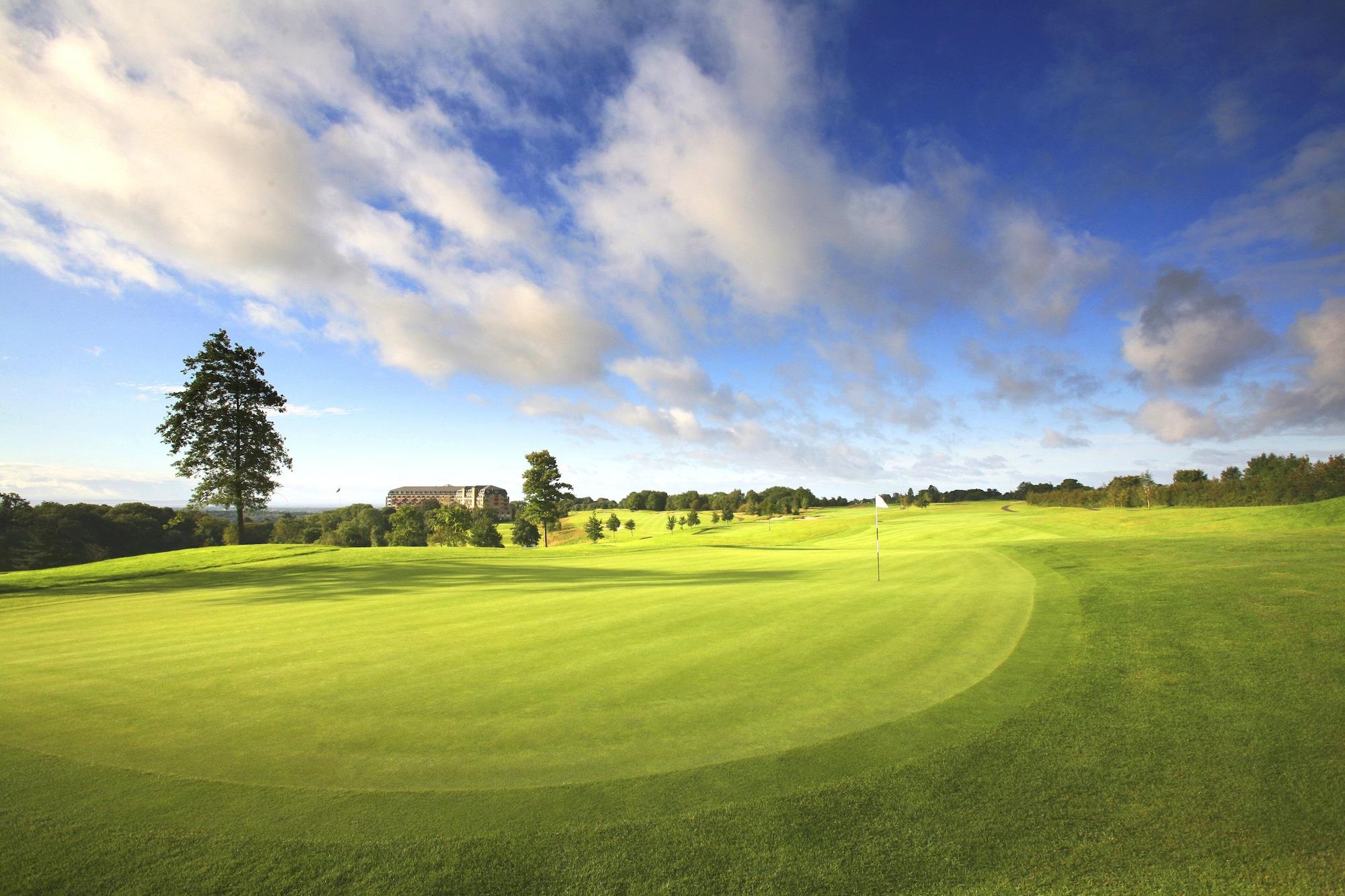 The Celtic Manor Resort Newport  Zewnętrze zdjęcie The 18th fairway